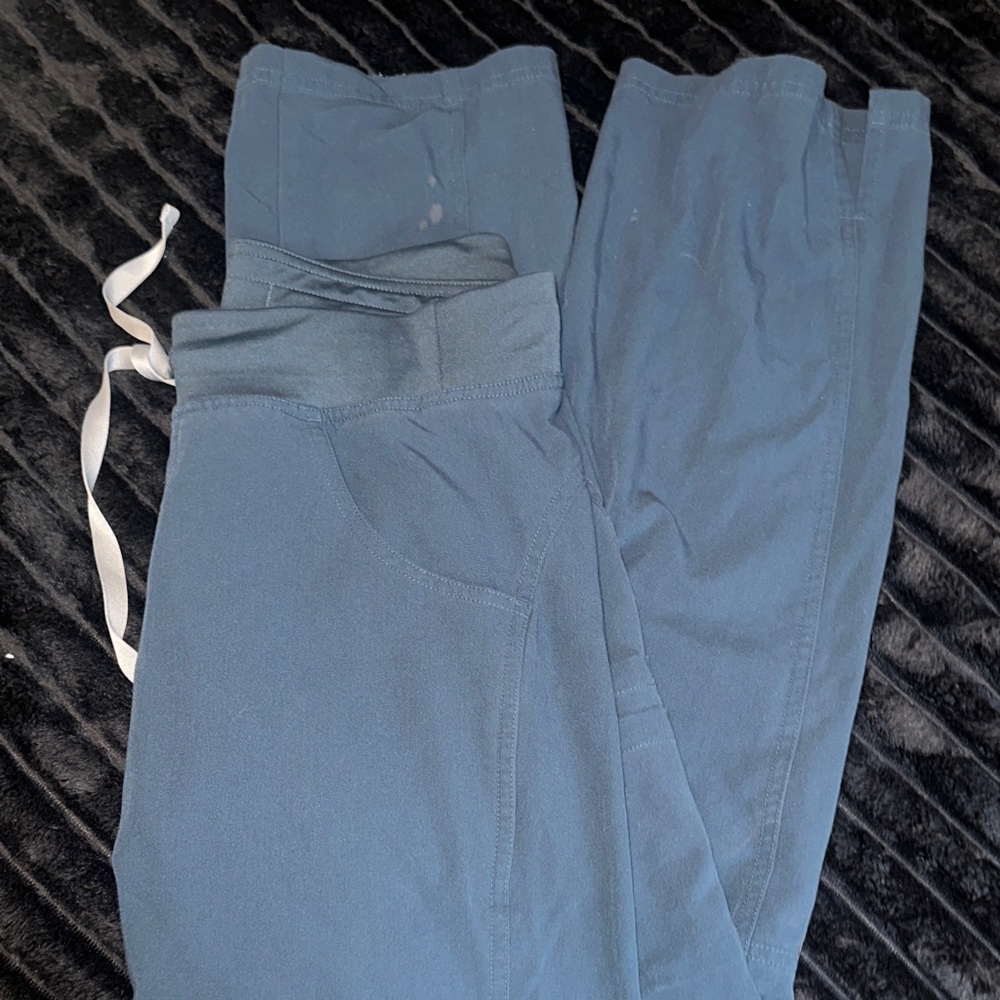 FIGS KADE cargo scrub pant dark harbor